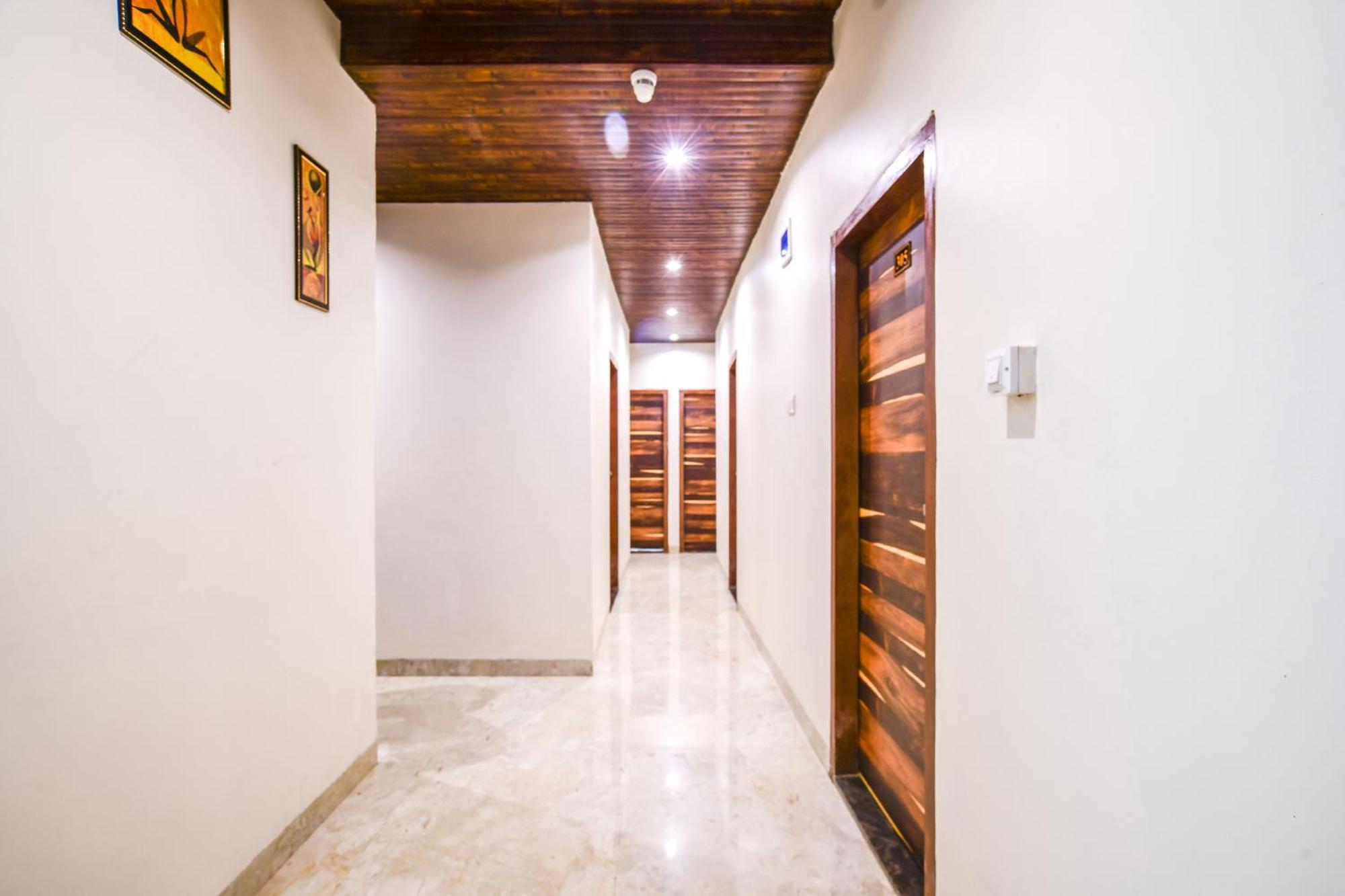 Fabhotel Crown Park Indore Bagian luar foto